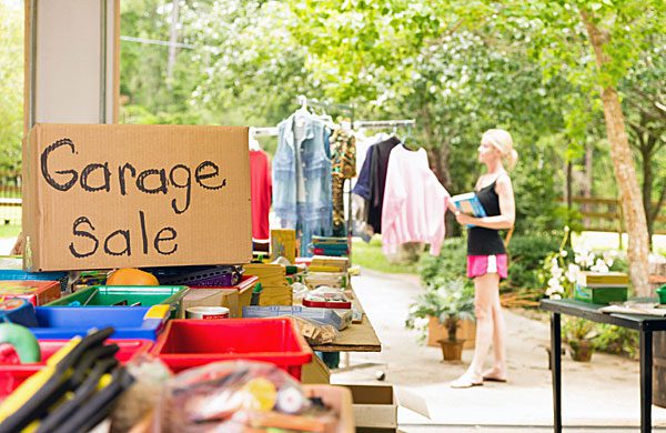 14 Tips For The Best Garage Sale Ever Moving Com