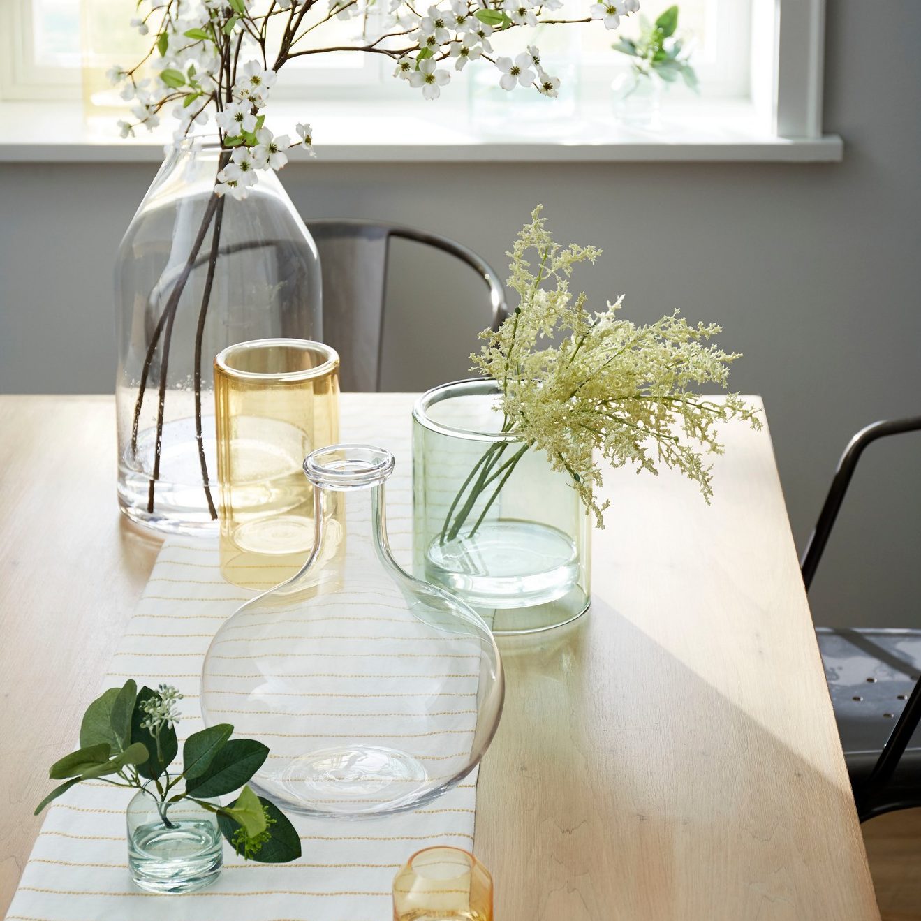 Joanna Gaines Loves Fake Flowers?! A Shocking New Trend