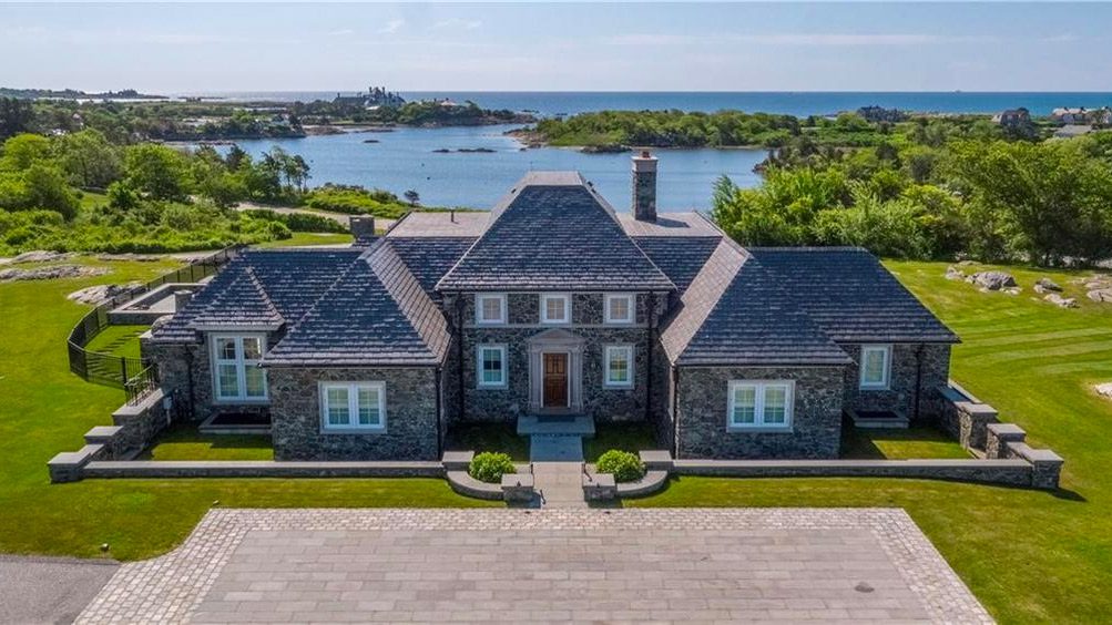 Rhode Island S Most Expensive Home Really Needs A Buyer