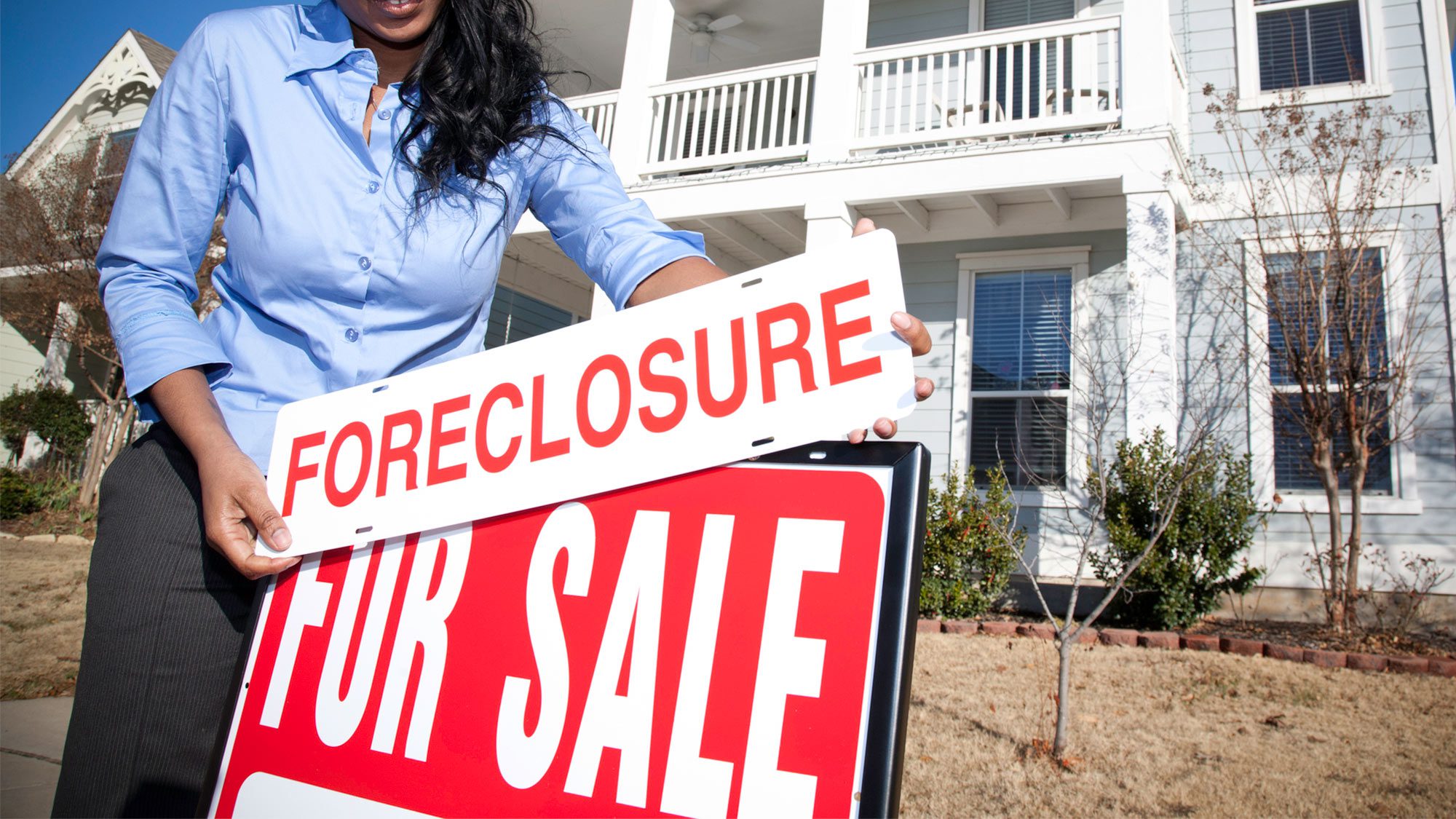 do you need a realtor to buy a foreclosure