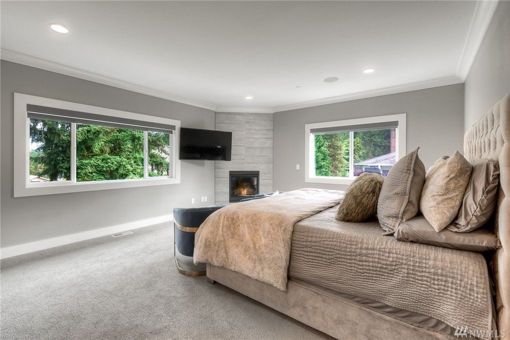 Former Seahawk Cliff Avril Selling $3.3M Bellevue Home