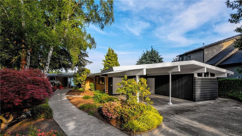 This Midcentury Modern Home in Seattle Is a 1950s Time Capsule