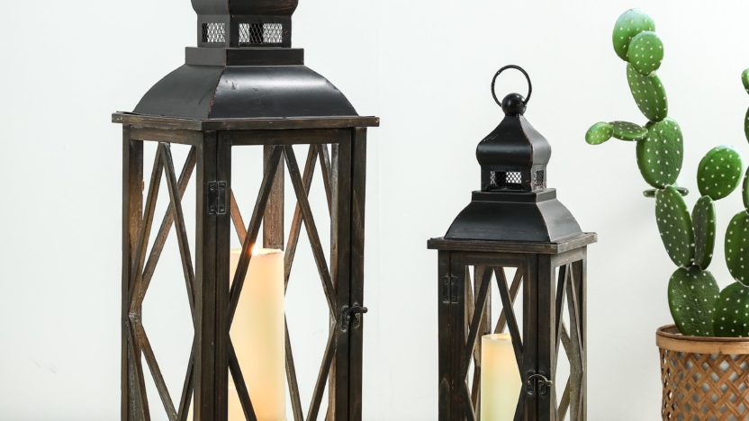 7 Pretty Porch Lamps That'll Brighten Up the Dark Days Ahead